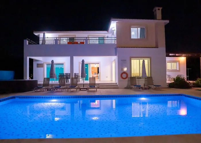 Bella Katerina By Prestige Bookings Vila *